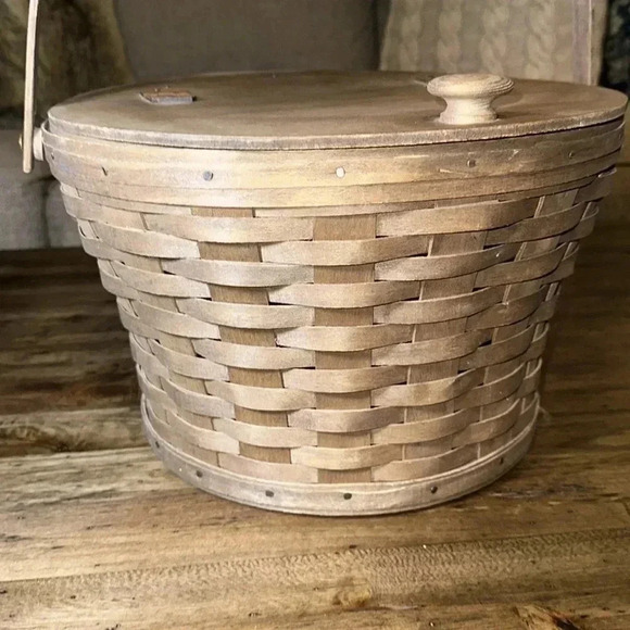 1986 Vintage Longaberger Handwoven Storage Basket Swing Handle Hinged Lid Rare - Picture 16 of 16